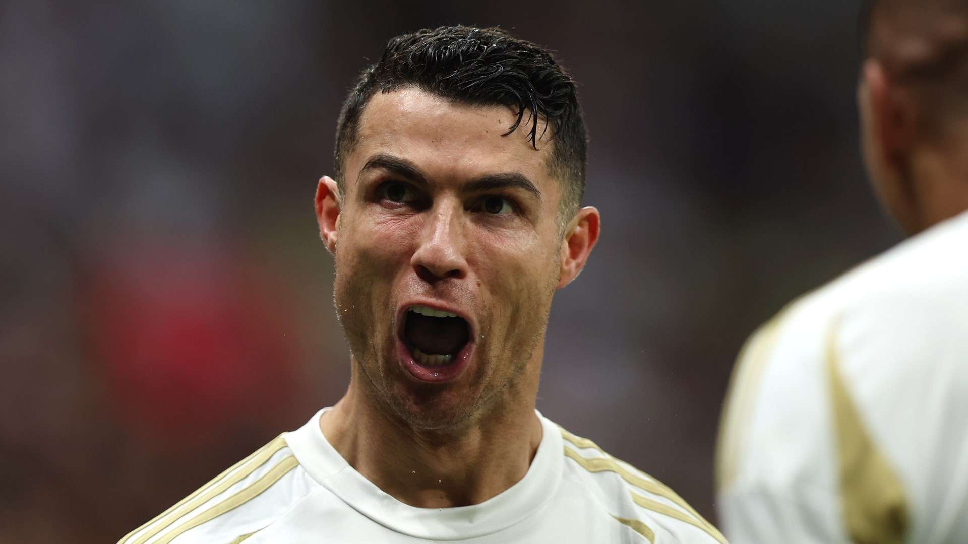 成功捧起冠 成功捧起冠